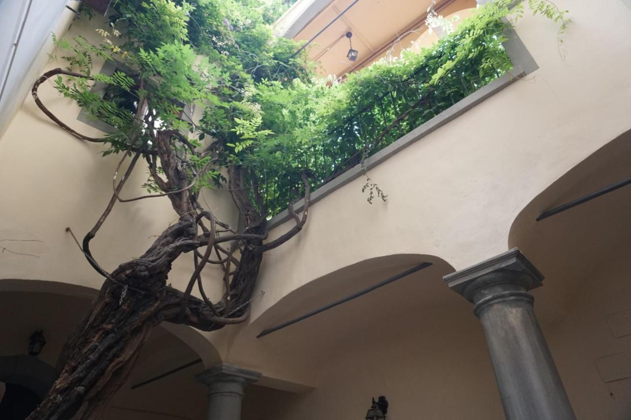 Fiorenza Boutique Apartment Florence Luaran gambar